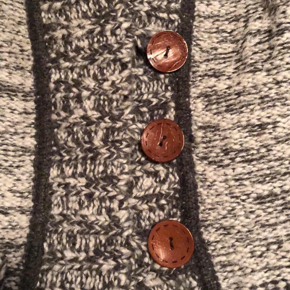 The Perfect Sweater - Picture 4 of 6
